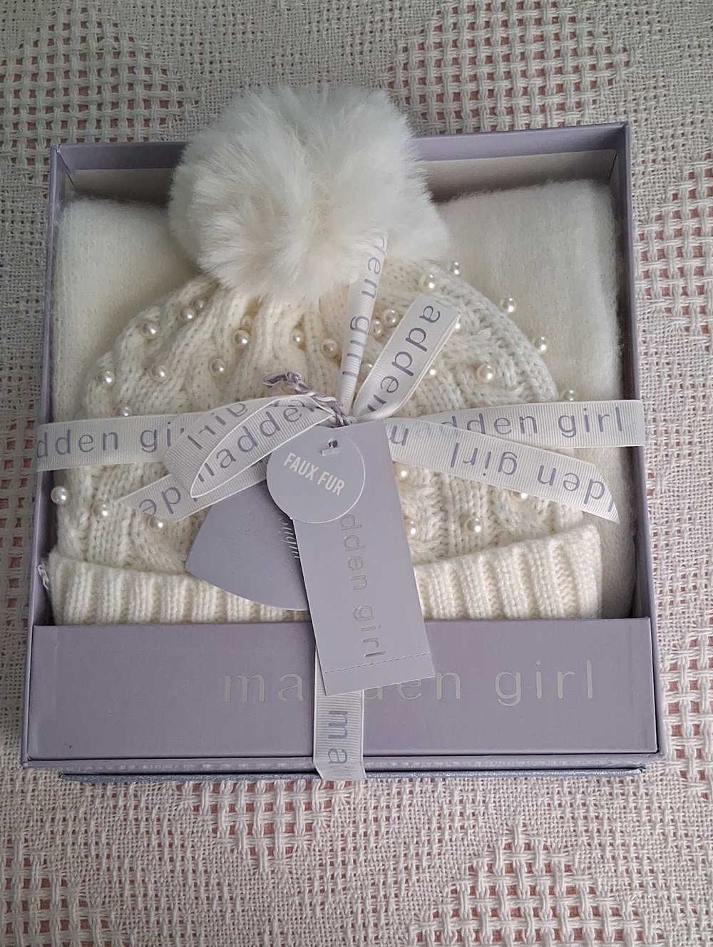 Madden Girl Kids Ivory Knit Beanie with Faux Fur Pom & Pearls